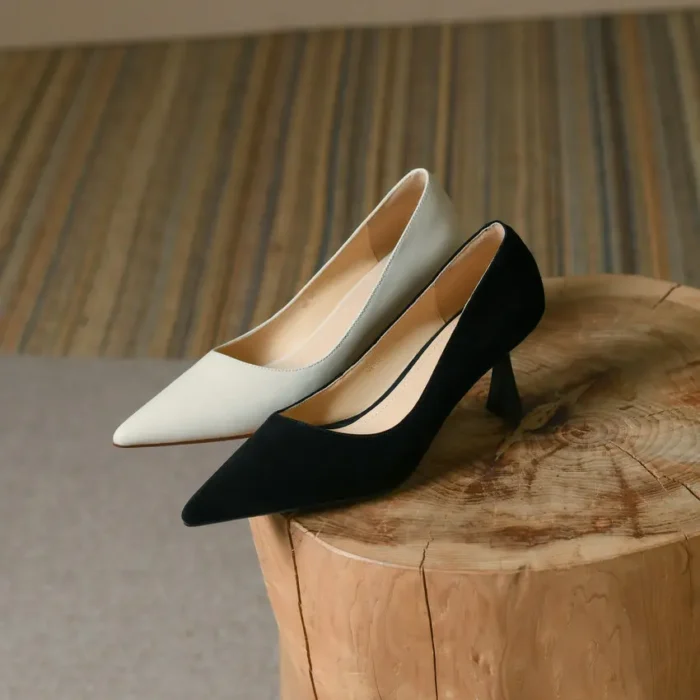 پامپ زنانه چرمی پاشنه‌بلند - تصویر 7