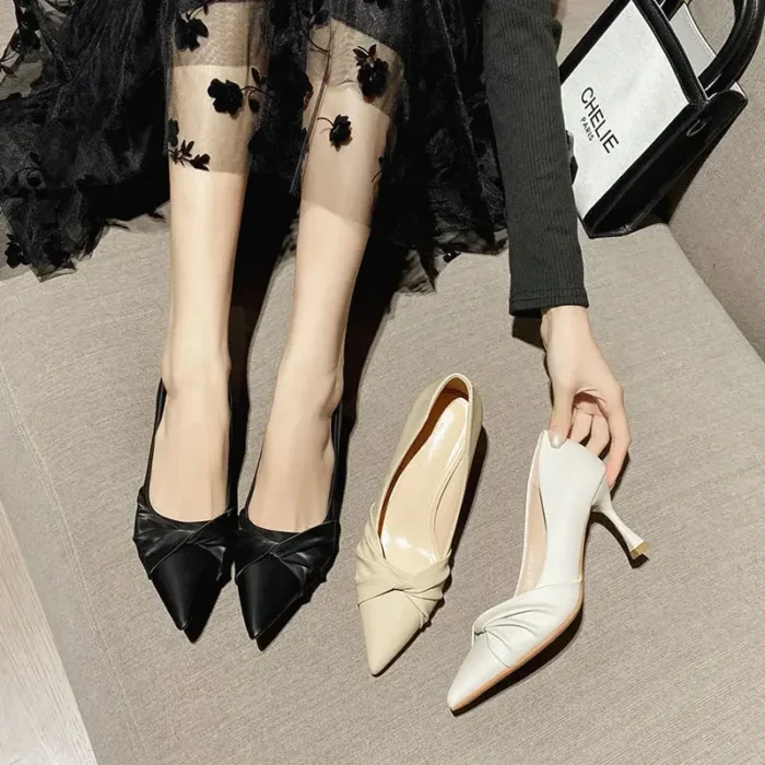 کفش پاشنه‌بلند زنانه ساده - تصویر 4