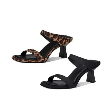 دمپایی زنانه پلنگی نوک‌باز پاشنه‌باریک