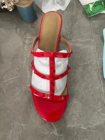 دمپایی زنانه پاشنه‌بلند میخ‌دار براق - تصویر 11