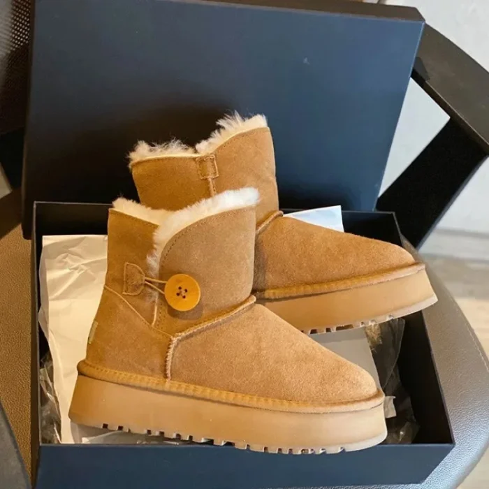 چکمه زمستانی زنانه گرم و ضدلغزش - تصویر 8