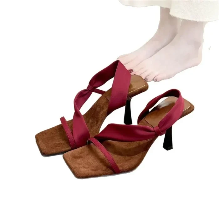 صندل زنانه تابستانی پاشنه‌باریک پاشنه‌بلند - تصویر 5