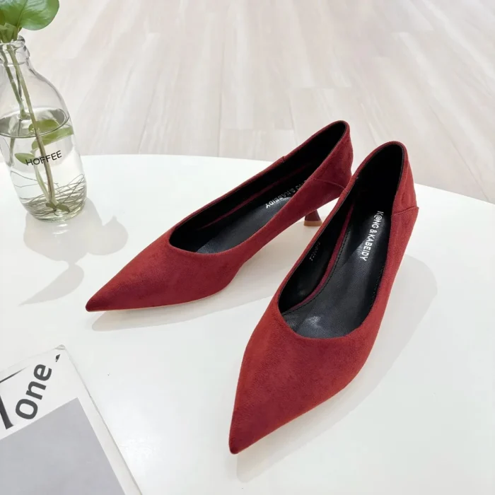 کفش پاشنه‌دار زنانه ورنی نوک‌تیز - تصویر 8