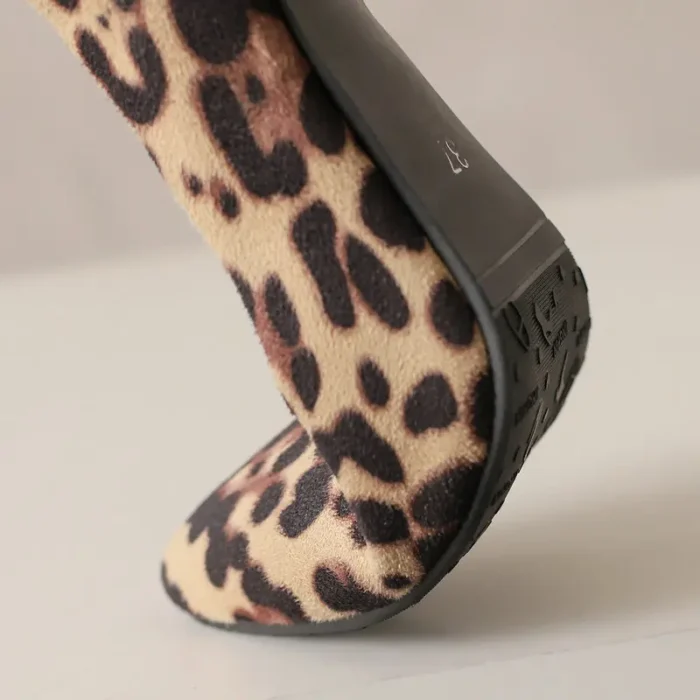 پامپ یونisex نوک‌تیز پاشنه‌کیتن - تصویر 6