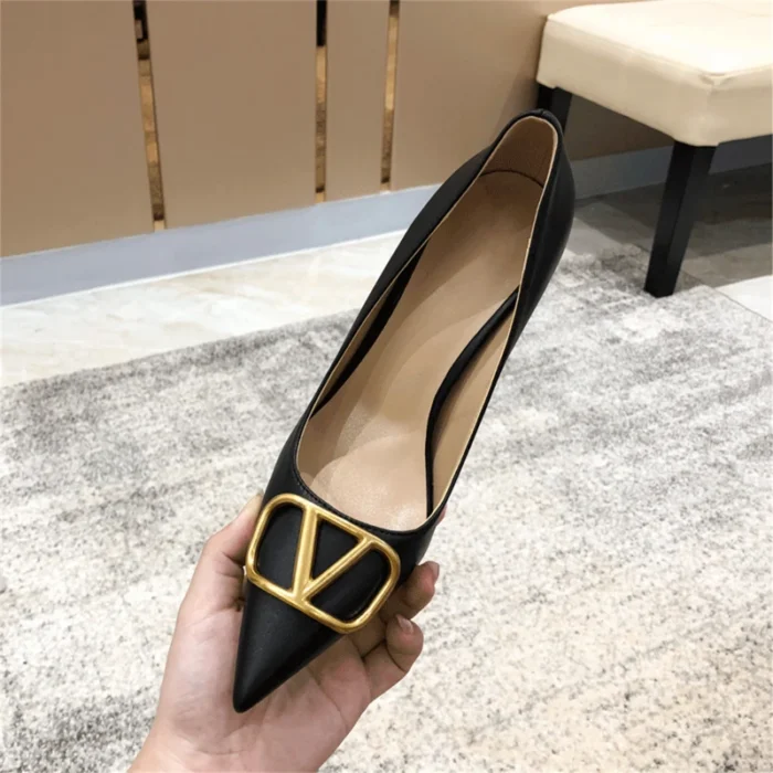 کفش پاشنه‌بلند زنانه چرمی نوک‌تیز - تصویر 6