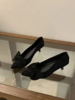 کفش مری‌جین مخملی زنانه نوک‌تیز پاشنه‌باریک - تصویر 2