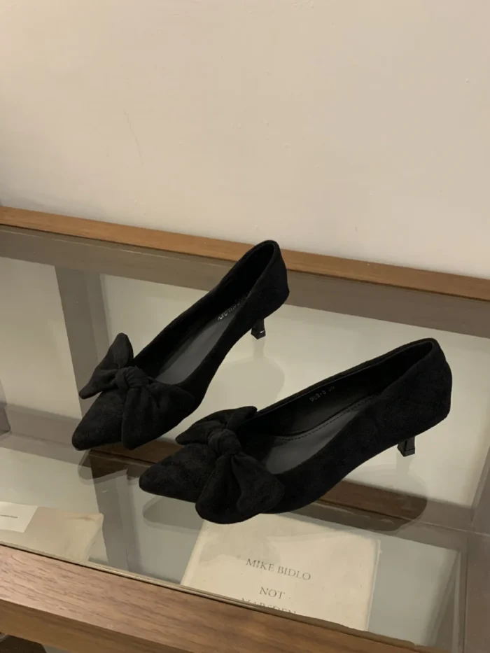 کفش مری‌جین مخملی زنانه نوک‌تیز پاشنه‌باریک - تصویر 2