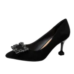 کفش زنانه نوک‌تیز پاشنه‌باریک راحت